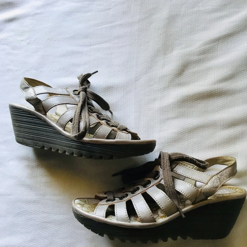 Fly London Women's Wedge Sandals